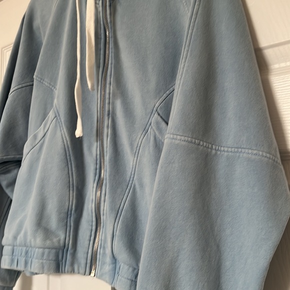 Urban Outfitters Blue Zip up - Picture 4 of 5